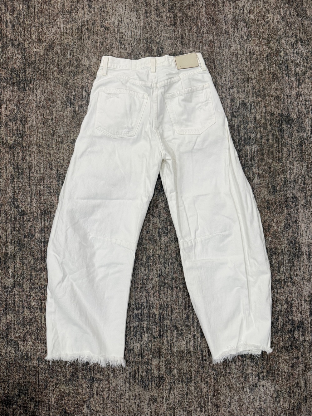 Citizens of Humanity Horseshoe White Jean | sz 24 - Picture 6 of 7